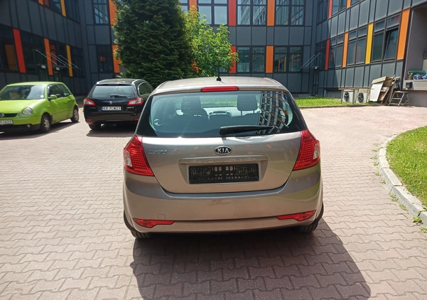 Kia Ceed cena 24900 przebieg: 175800, rok produkcji 2012 z Kraków małe 154